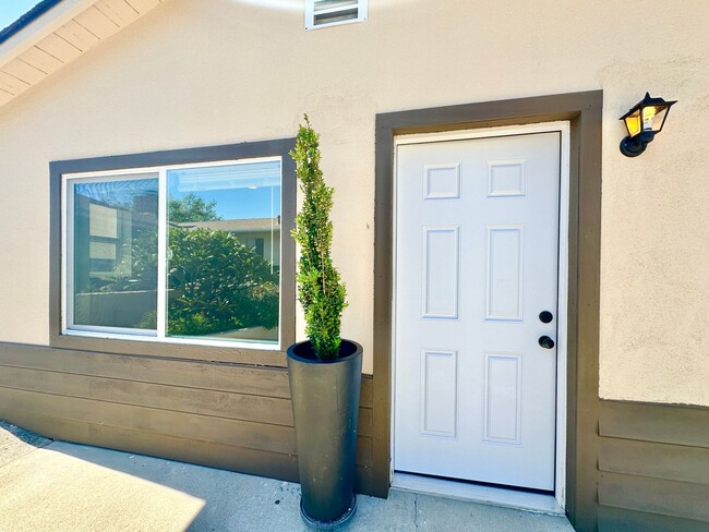 Building Photo - Lovely, Newly Renovated, & Fully-Detached Guest Home Unit on Gated and Private Country Property o...