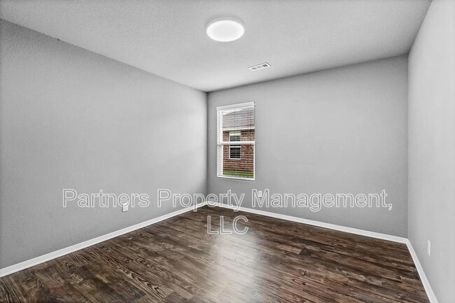 Building Photo - 234 E Anabranch Ct