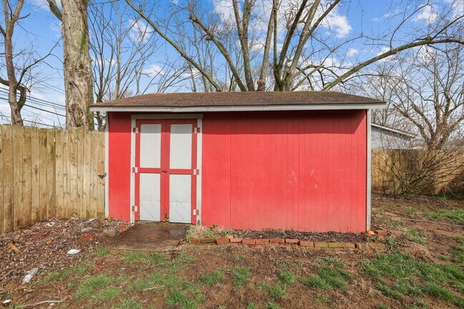 Building Photo - 5322 Newport Rd