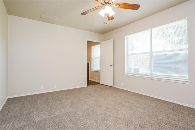 Building Photo - 111 Oakhurst Dr