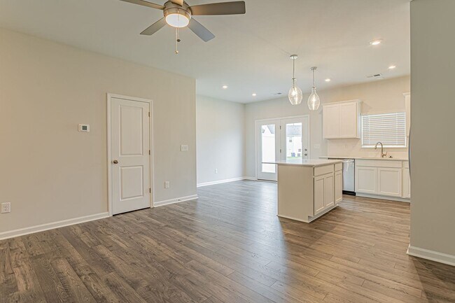 Building Photo - 231 Santorini Wy