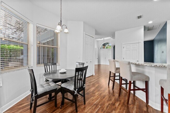 Building Photo - 1874 New Haven Ave