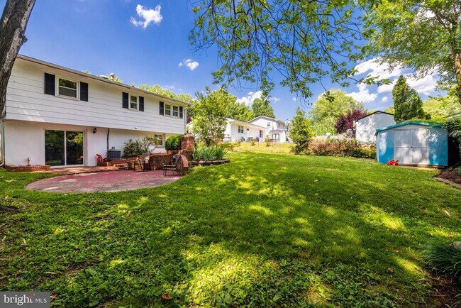 Building Photo - 4111 Hemingway Dr