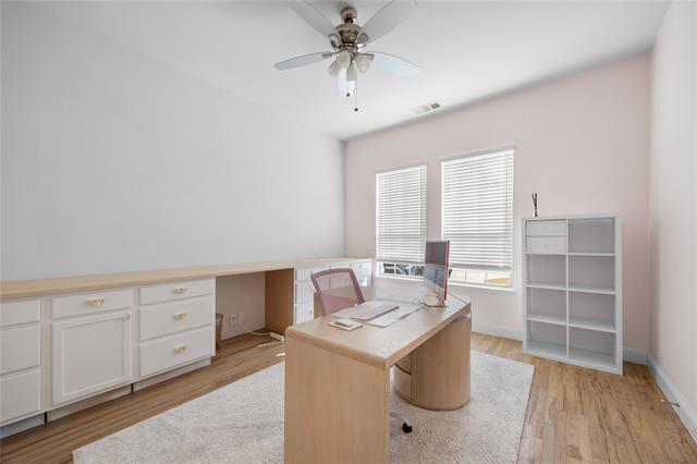 Building Photo - 16921 Eastbrook Dr