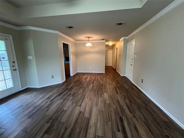 Building Photo - 1811 Park Pl