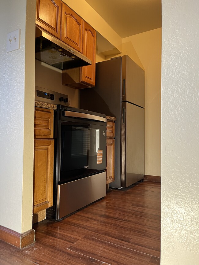 Building Photo - 384 S Ironton St