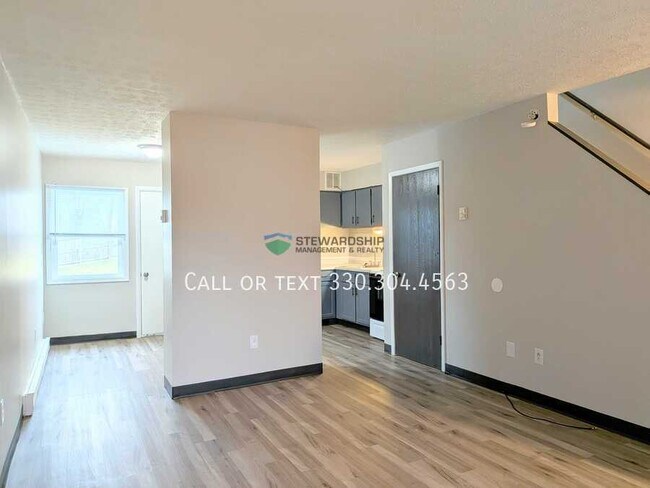 Building Photo - 234 Engadine Ct