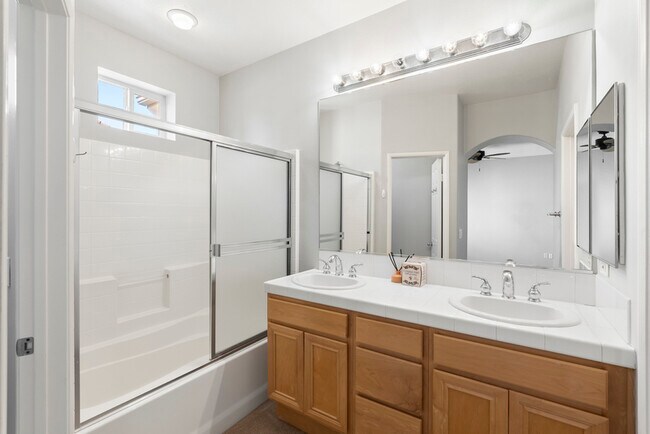 Building Photo - 11958 Miro Cir