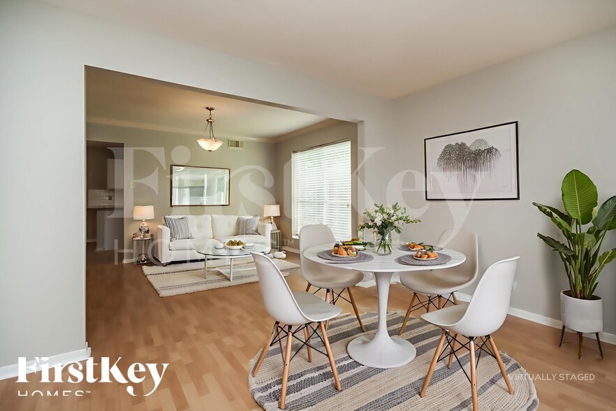 Building Photo - 1039 Wentworth Dr