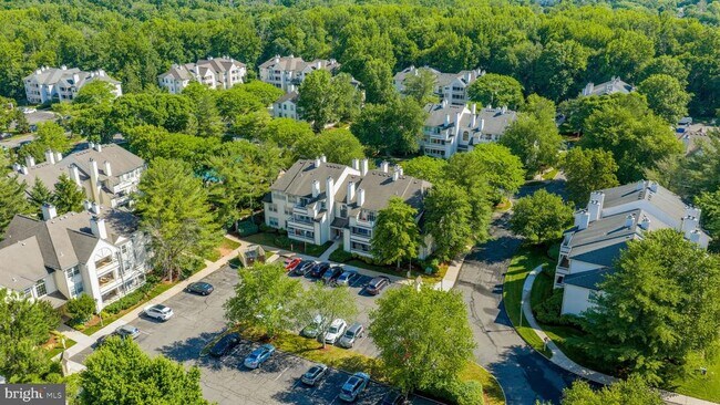 Building Photo - 101 Lassen Ct