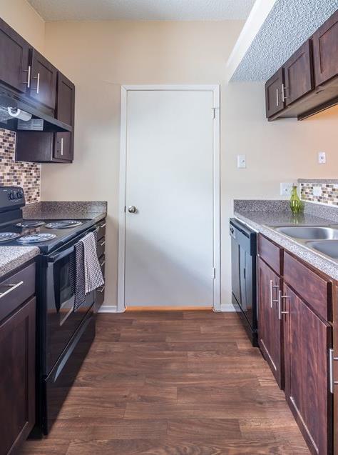 Building Photo - 7825 McCallum Blvd