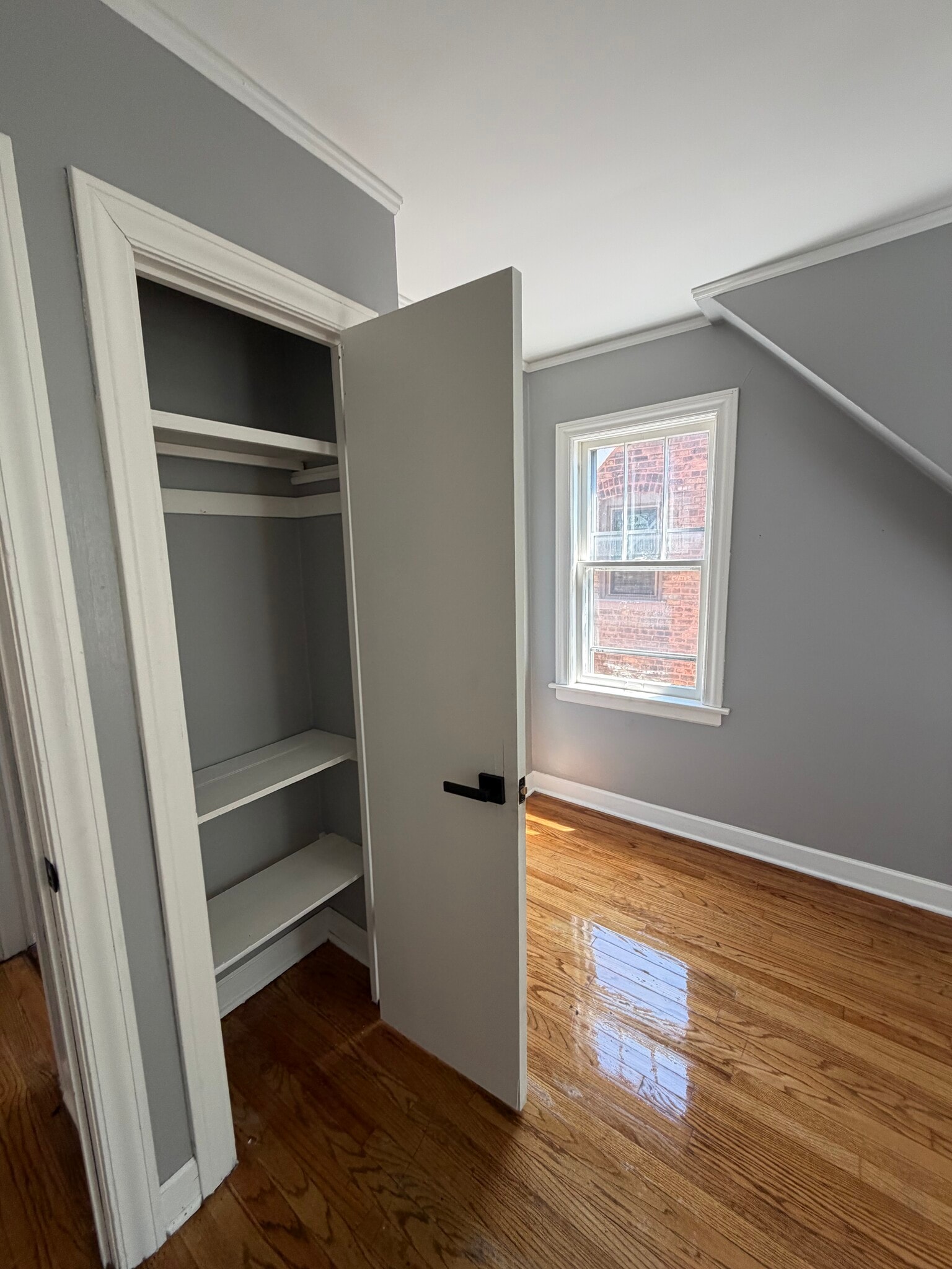Building Photo - 6316 S Kenneth Ave