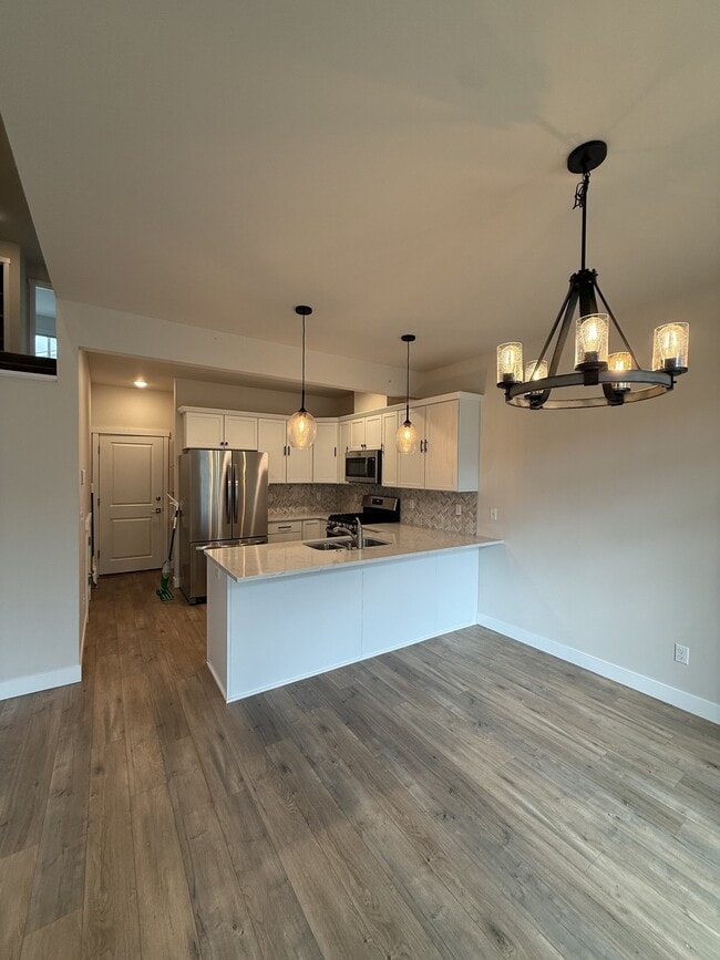 Building Photo - 5526 Big Bear Wy