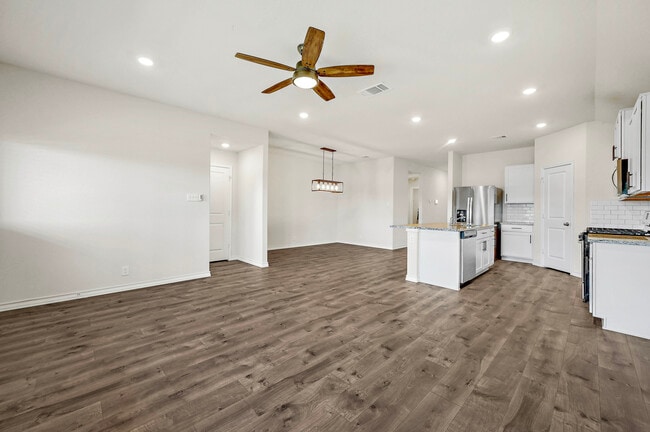 Building Photo - 5507 Stormie Keep