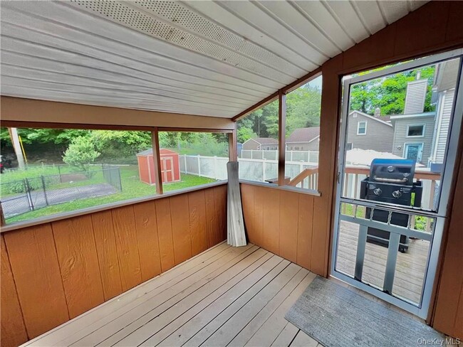 Building Photo - 23 Richard St