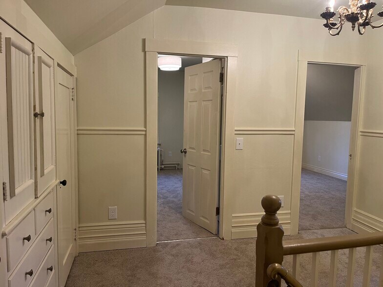 Building Photo - 711 Union St