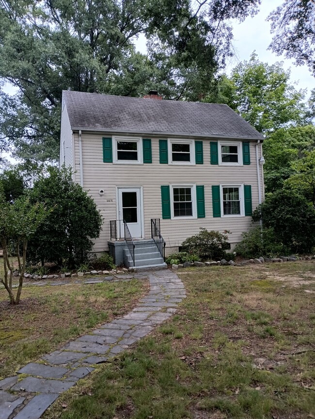Building Photo - 3815 Noble Ave