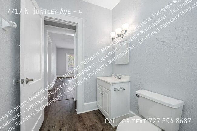 Building Photo - 7717 N Huntley Ave