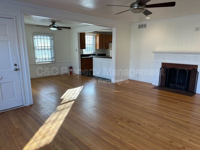 Building Photo - 5700 61st St