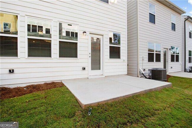 Building Photo - 284 Whitetail Cir