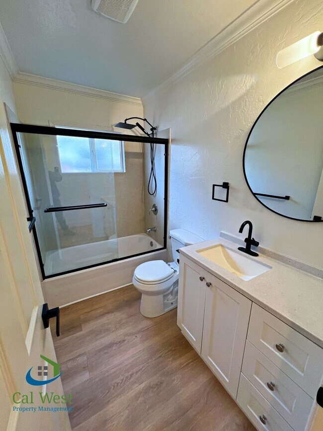 Building Photo - $4,750 - Beautiful 3 Bed/2 Bath in Cambrian neighborhood-Pets possible with approval