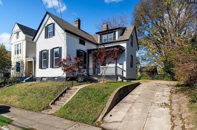Building Photo - Stylish 3-Bed Home with Private Patio, Basement & Off-Street Parking in Cincinnati