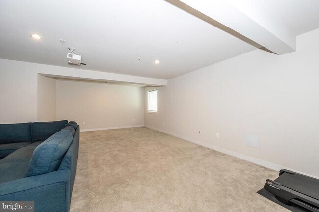 Building Photo - 4527 Monrovia Blvd