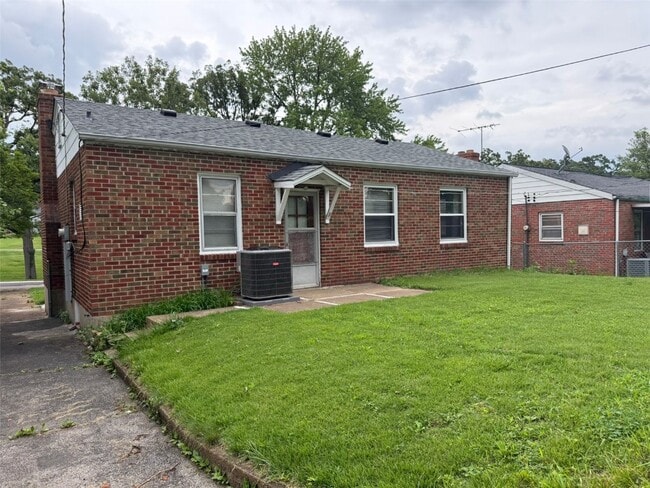 Building Photo - 7660 Horatio Dr