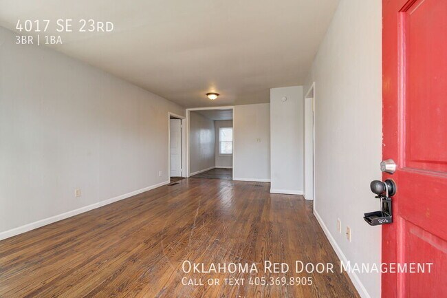 Building Photo - 4017 SE 23rd St