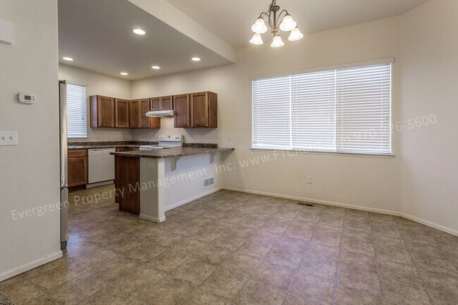 Building Photo - 491 Havenbrook Dr