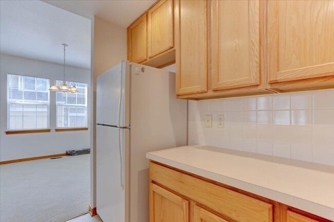 Building Photo - 2462 Concord Cir