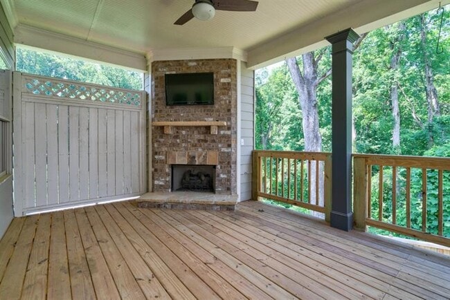 Building Photo - 1317 Winfair Ln NE