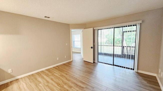 Building Photo - 7805 Sugar Brook Ct