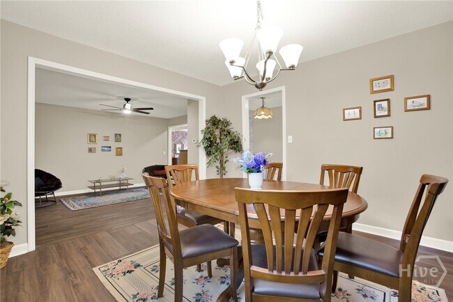 Building Photo - 299 Kennington Dr