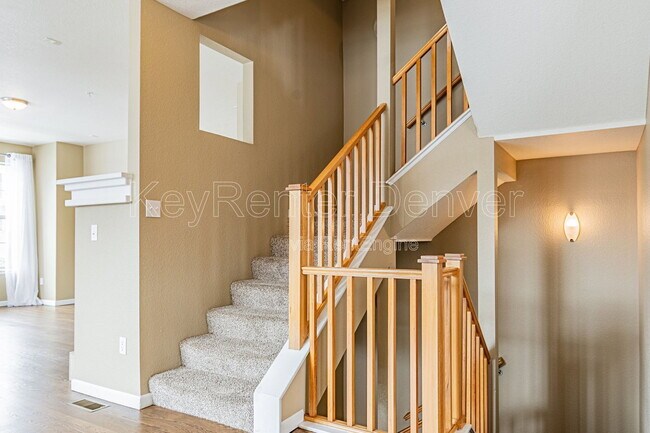 Building Photo - 492 S Saulsbury St