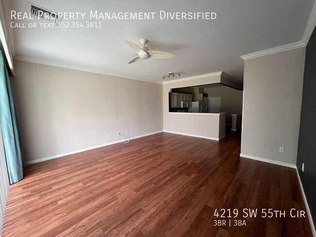 Building Photo - 4219 SW 55th Cir