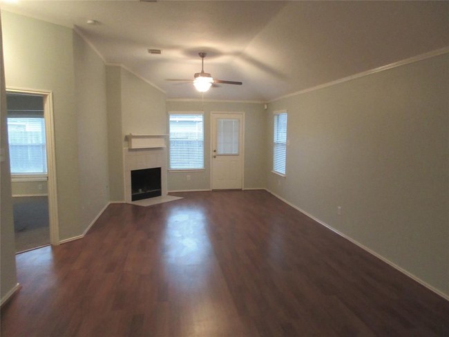 Primary Photo - 11035 KNOBBLEY Oak Ct