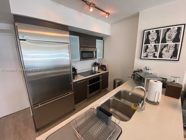 Building Photo - 500 Brickell Ave