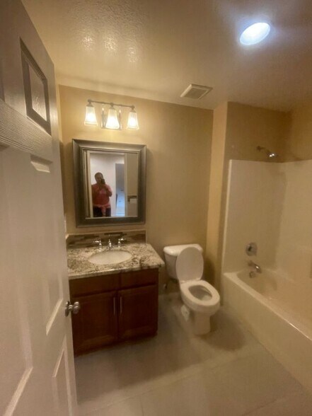 Building Photo - 30378 De Caron St
