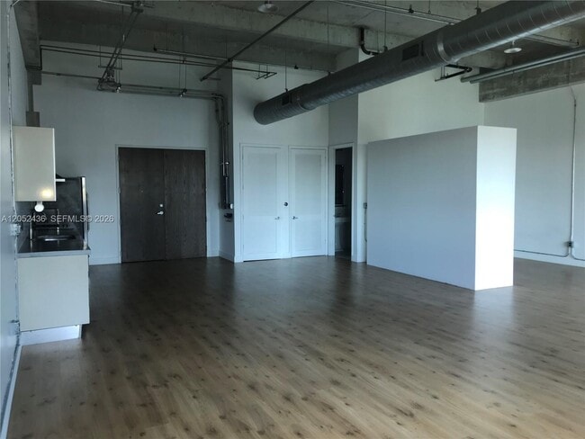 Building Photo - 1749 NE Miami Ct