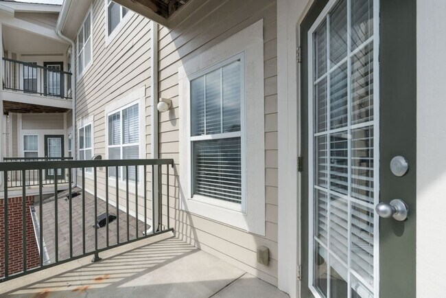 Building Photo - 4622 Cameron Ridge Dr