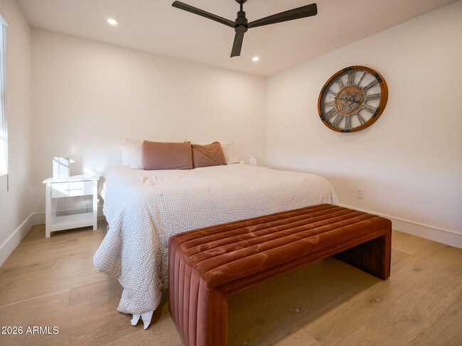 Building Photo - 2024 E Granite View Dr