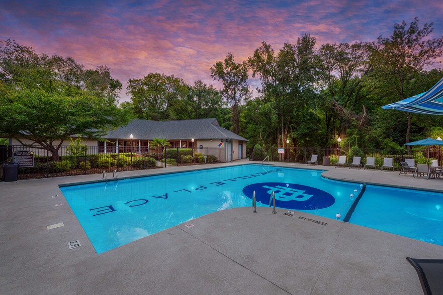 Pineville Place 1282112920 Meadow Creek Ln Pineville NC 28134