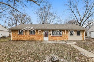 Building Photo - 8816 Montery Ct