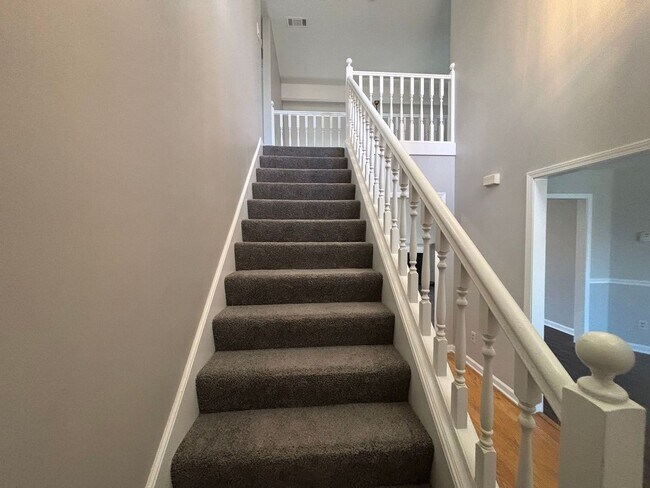 Building Photo - 1231 Beaver Trail Dr