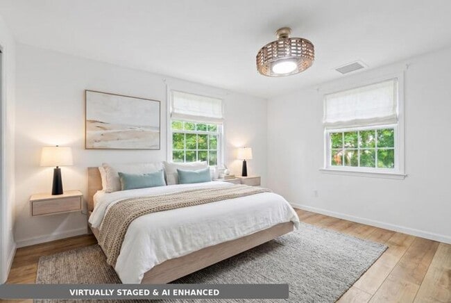 Building Photo - 353 E Lakewood Rd