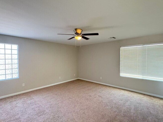 Building Photo - 6675 Coronado Crest Ave