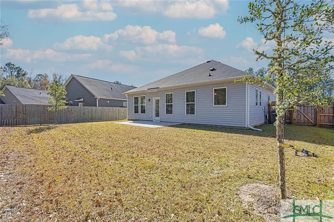 Building Photo - 2 Waterbuck Ct