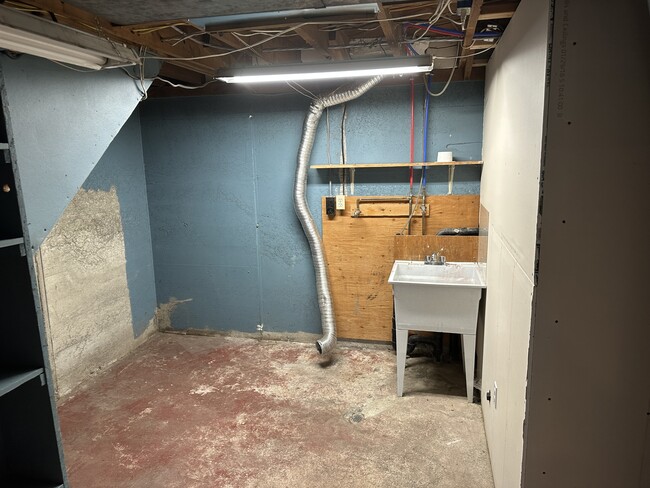 Building Photo - 10421 E Springfield Ave