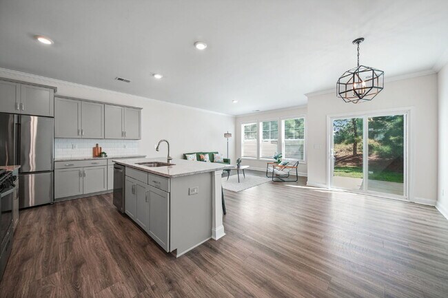 Building Photo - Modern Comfort, Flexible Living, Tailored ...